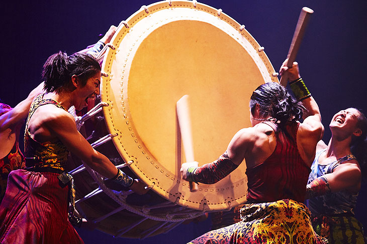 Yamato – The Drummers of Japan sind mit "Tenmei" vom 04.-09.06.2023 im Deuschen Theater zu Gast (©Foto: Hiroshi Seo)